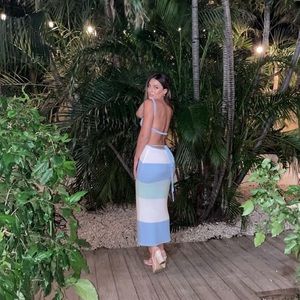 Stunning knit blue dress - open back